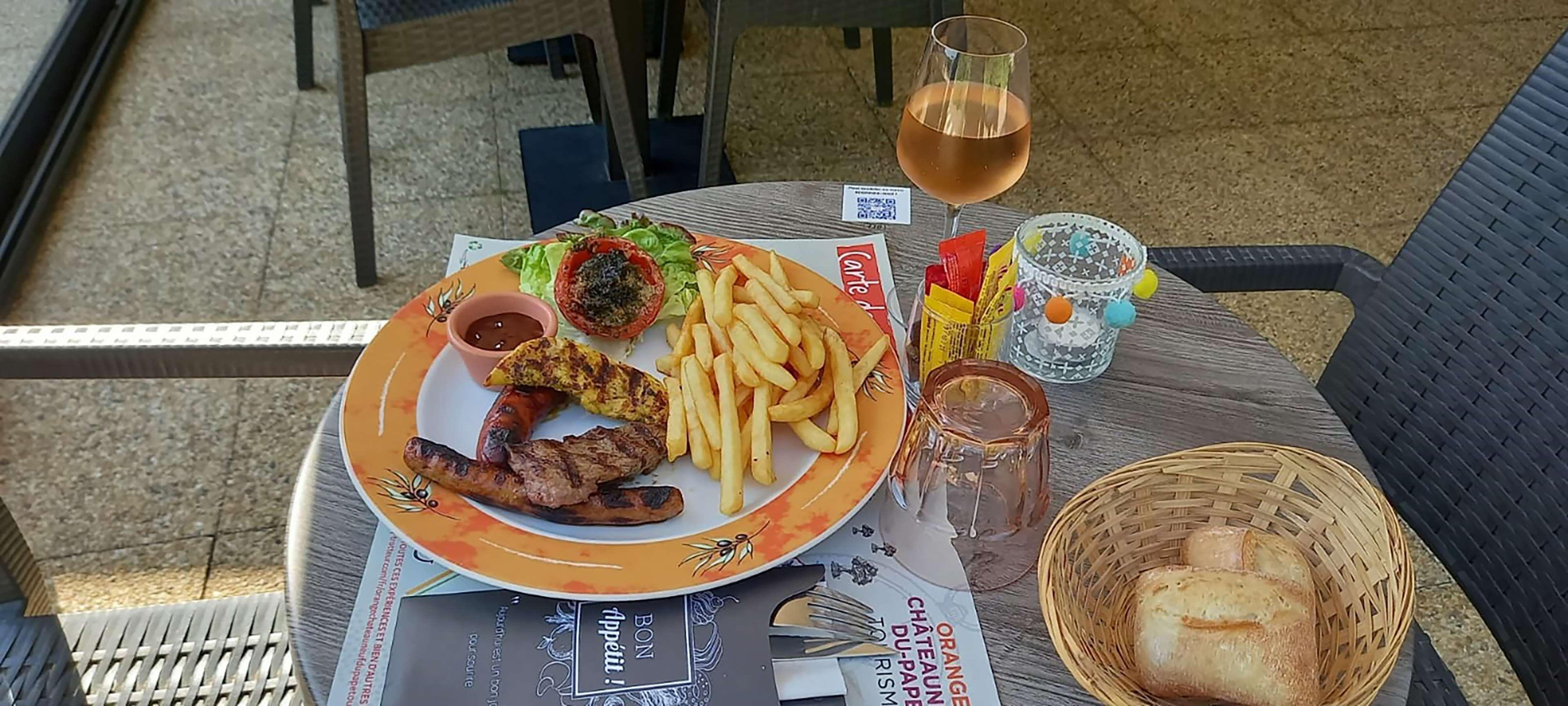 Campanile Orange Centre Sortie 21 Sur A7 A9 Hotell Eksteriør bilde