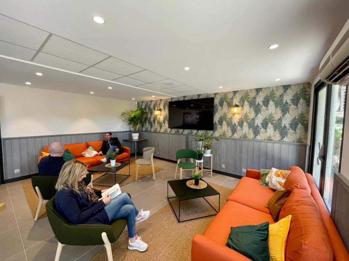 Campanile Orange Centre Sortie 21 Sur A7 A9 Hotell Eksteriør bilde